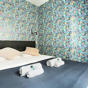 https://residence-meslay.fr-paris.fr
